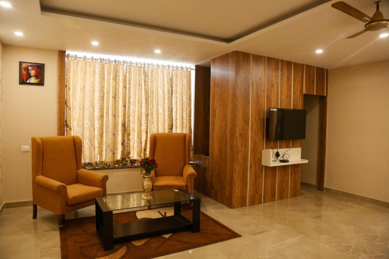 โรงแรมเรนดิว รานจี ภายนอก รูปภาพ
